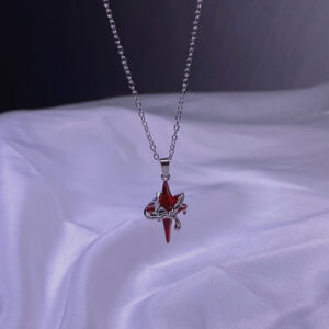 گردنبند ستاره شمالی با نگین قرمز جذاب و براق