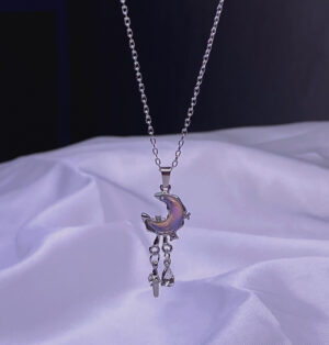 گردنبند هلال ماه هولوگرامی NK-78 با ستاره و اشک نگین‌دار و طراحی استیل رنگ ثابت